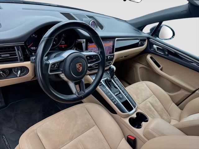 2020 Porsche Macan Base