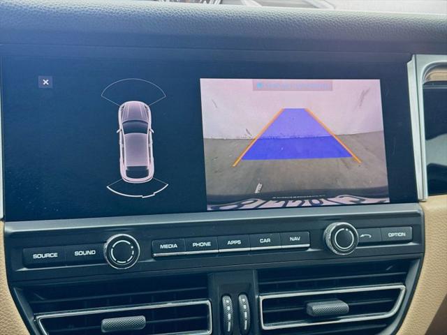 2020 Porsche Macan Base