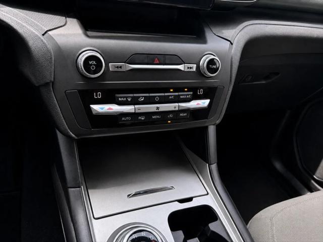 2020 Ford Explorer Base