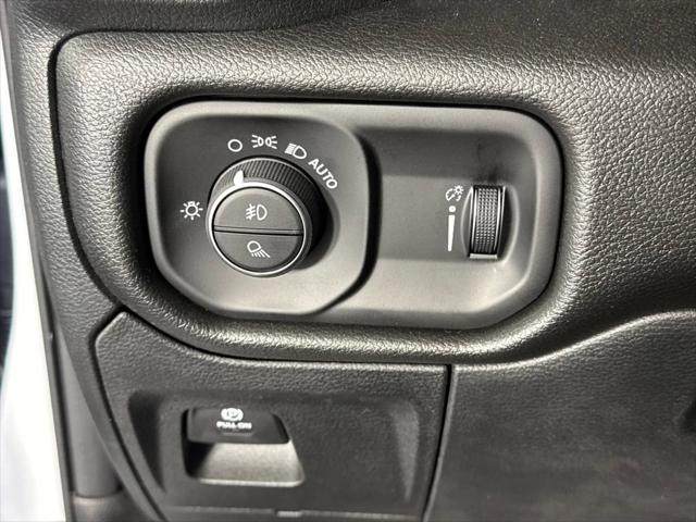 2026 Ram 1500 Warlock Crew Cab 4x4 57 Box