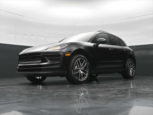 2026 Porsche Macan AWD