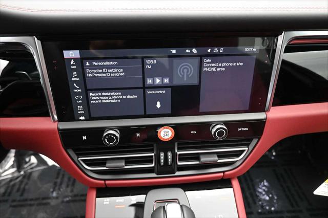 2026 Porsche Macan AWD