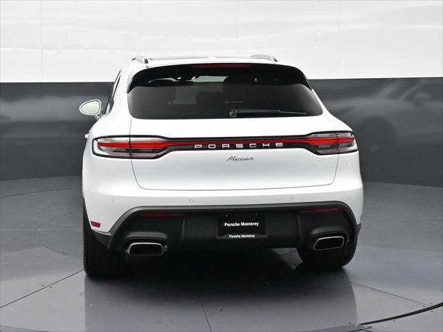 2026 Porsche Macan AWD