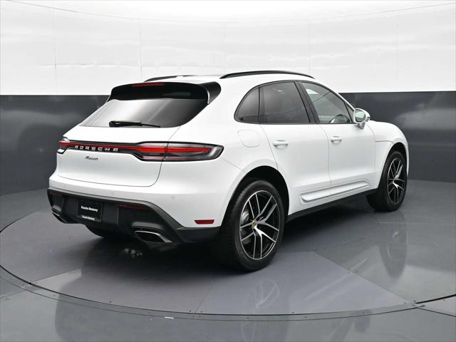2026 Porsche Macan AWD