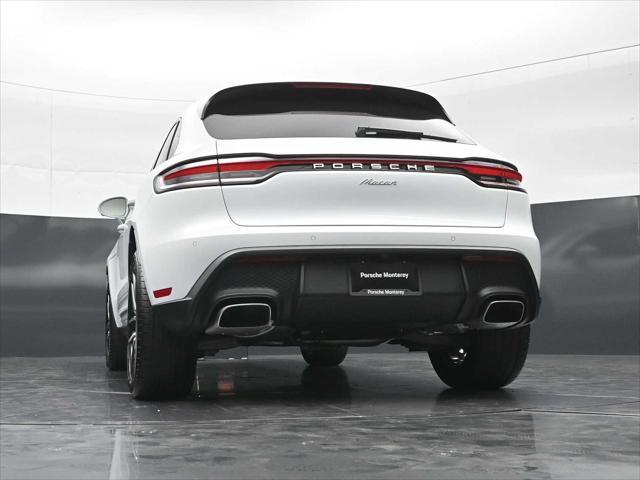 2026 Porsche Macan AWD