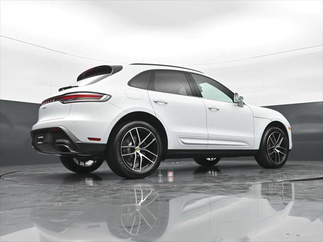 2026 Porsche Macan AWD