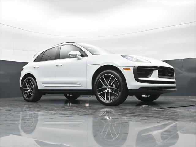 2026 Porsche Macan AWD