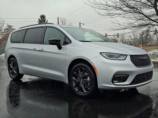 2026 Chrysler Pacifica Limited AWD