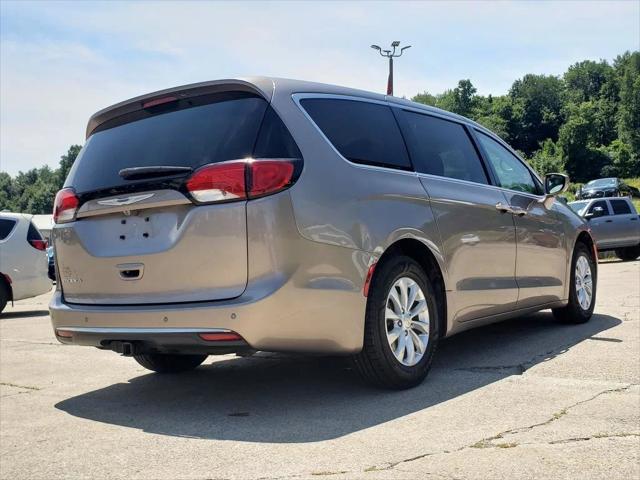 2018 Chrysler Pacifica Touring Plus 2018 Chrysler Pacifica Touring Plus