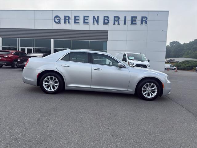 2021 Chrysler 300 Touring 2021 Chrysler 300 Touring