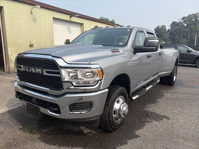 2023 RAM 3500 Tradesman Crew Cab 4x4 8 Box 2023 RAM 3500 Tradesman Crew Cab 4x4 8 Box