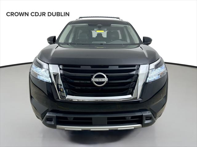 2023 Nissan Pathfinder SL 4WD