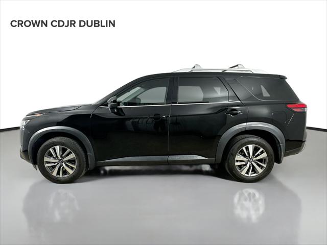 2023 Nissan Pathfinder SL 4WD