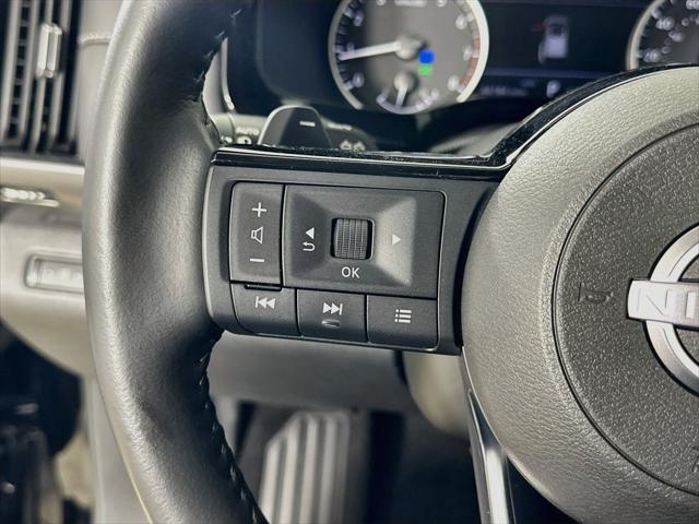 2023 Nissan Pathfinder SL 4WD