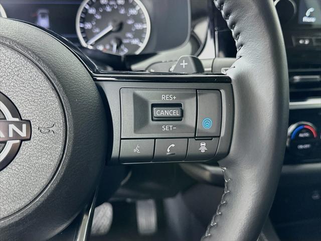 2023 Nissan Pathfinder SL 4WD