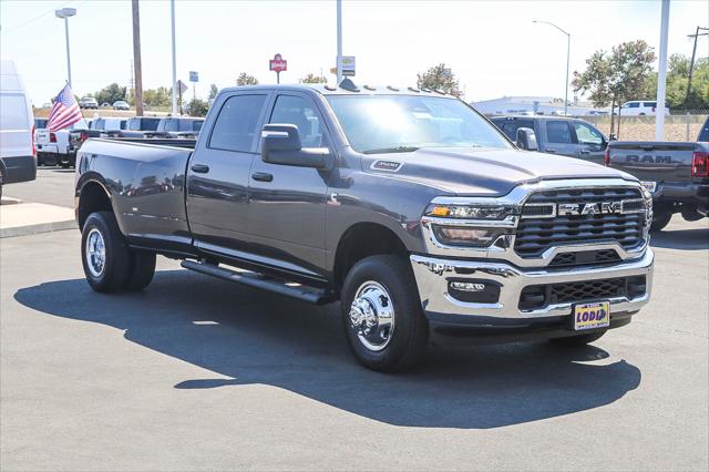 2026 Ram 3500 Tradesman Crew Cab 4x4 8 Box