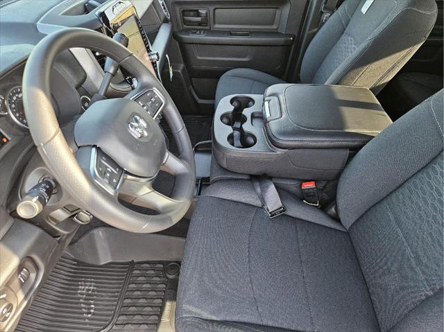 2026 Ram 2500 Black Express Crew Cab 4x4 64 Box