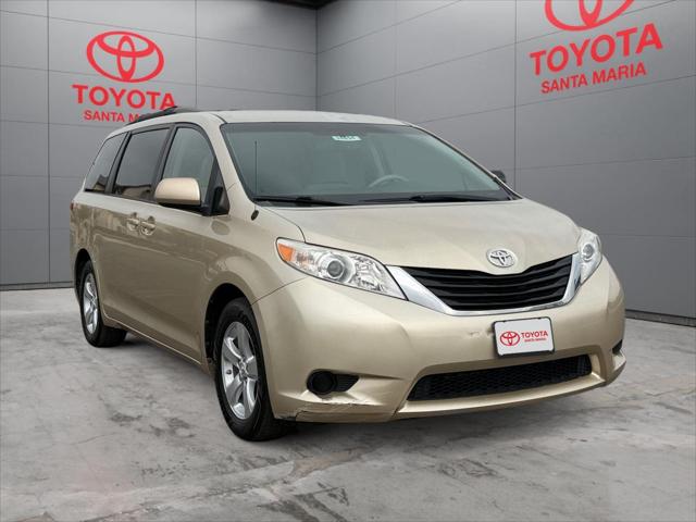 2014 Toyota Sienna LE V6 8 Passenger for sale in Santa Maria, CA