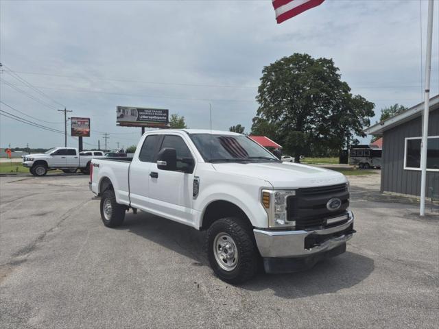 2019 Ford F-250 XL Pickup 4D 6 3/4 ft