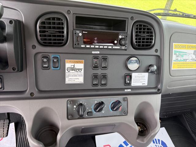 2024 Freightliner M2 -106 4x2 Terex Utilities