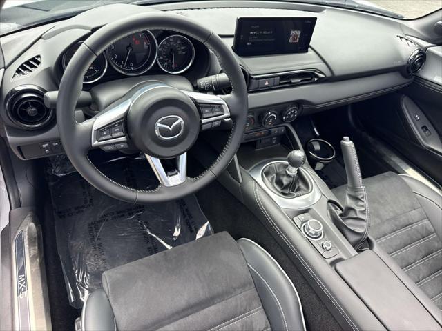 2025 Mazda MX-5 Club