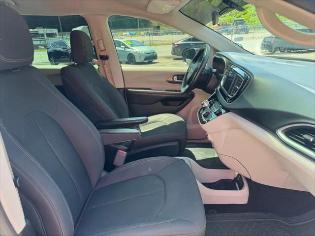 2019 Chrysler Pacifica LX