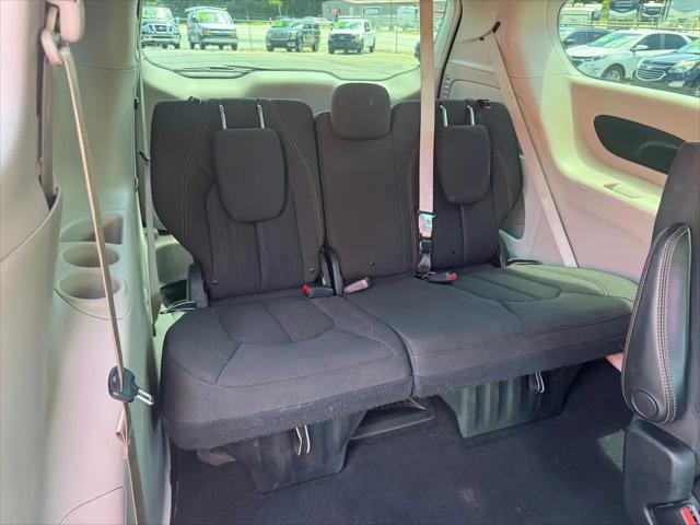 2019 Chrysler Pacifica LX