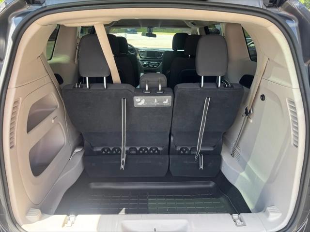 2019 Chrysler Pacifica LX
