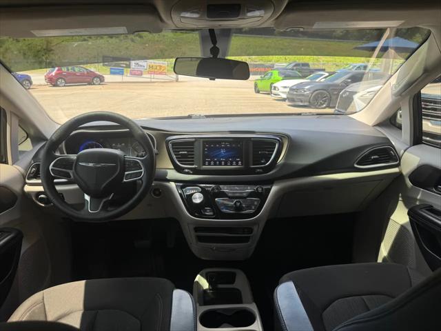 2019 Chrysler Pacifica LX
