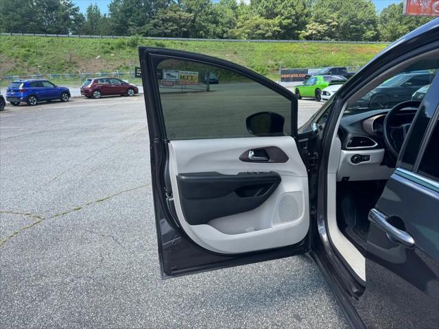 2019 Chrysler Pacifica LX