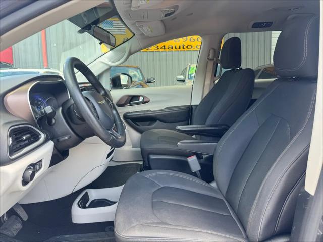 2019 Chrysler Pacifica LX