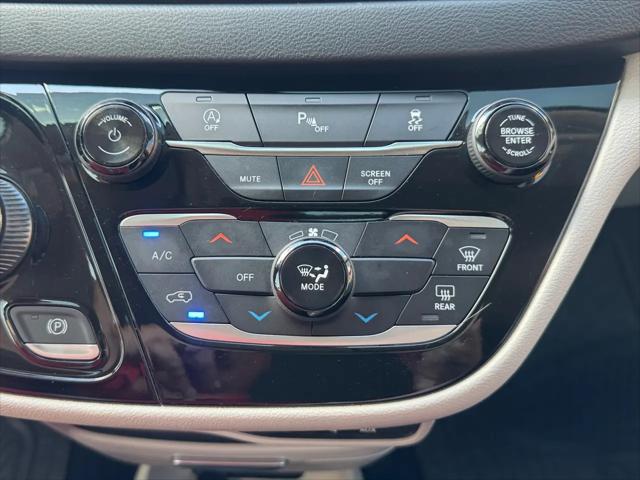 2019 Chrysler Pacifica LX