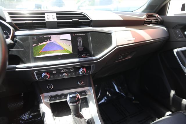 2024 Audi Q3 Premium 45 TFSI S line quattro Tiptronic