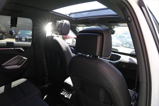2024 Audi Q3 Premium 45 TFSI S line quattro Tiptronic