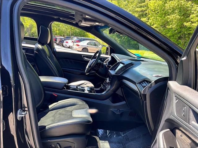 2020 Ford Edge ST