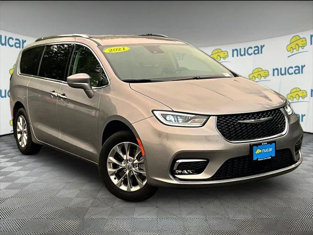 2021 Chrysler Pacifica Touring L AWD for sale in Norwood, MA