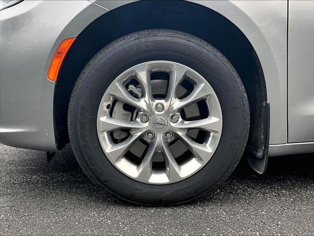 2021 Chrysler Pacifica Touring L AWD