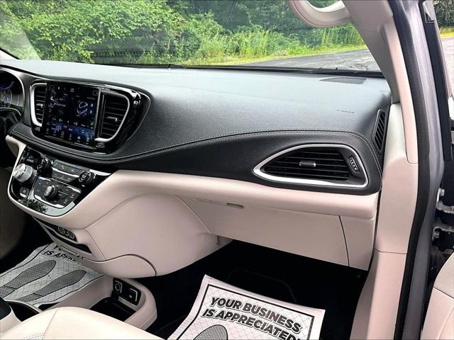 2021 Chrysler Pacifica Touring L AWD