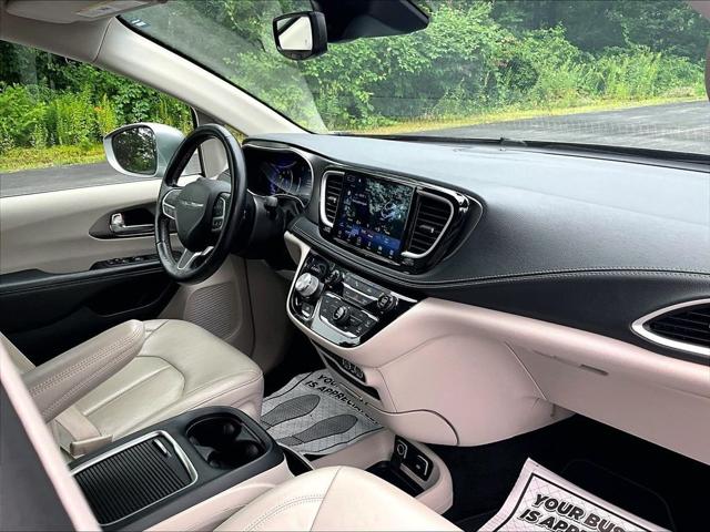 2021 Chrysler Pacifica Touring L AWD