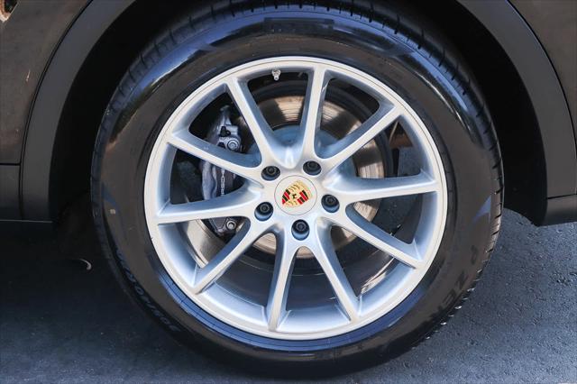 2021 Porsche Cayenne Coupe AWD