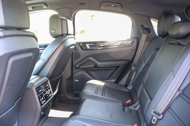 2021 Porsche Cayenne Coupe AWD