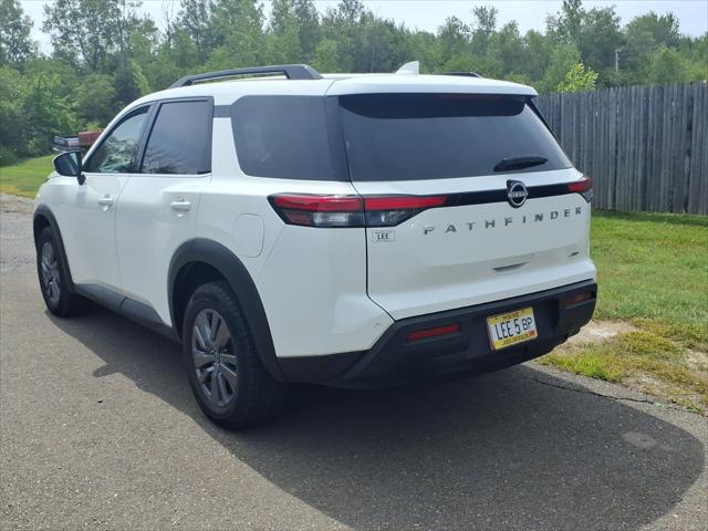 2025 Nissan Pathfinder SV 4WD