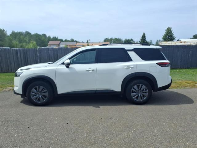 2025 Nissan Pathfinder SV 4WD