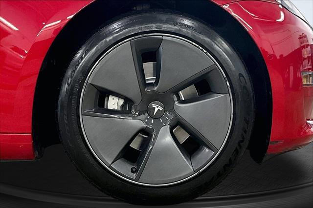 2021 Tesla Model 3 Standard Range Plus Rear-Wheel Drive