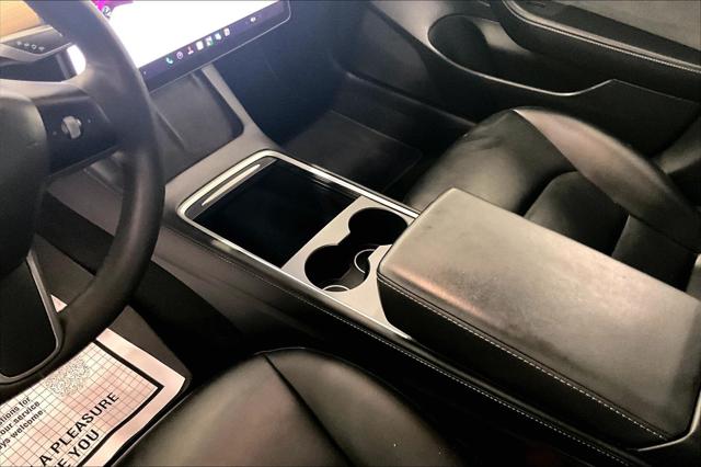 2021 Tesla Model 3 Standard Range Plus Rear-Wheel Drive
