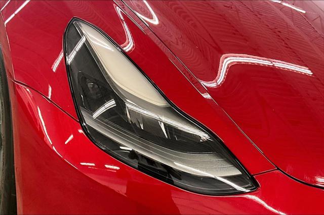 2021 Tesla Model 3 Standard Range Plus Rear-Wheel Drive