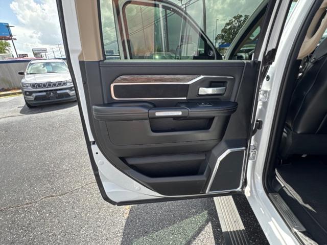 2019 Ram 2500 Laramie Crew Cab 4x4 6'4" Box