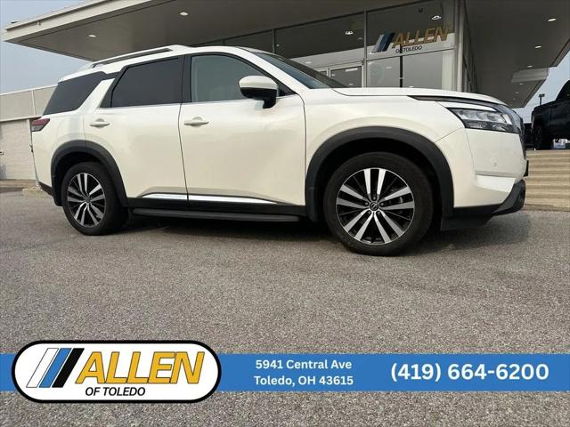 2023 Nissan Pathfinder Platinum 4WD for sale in Toledo, OH