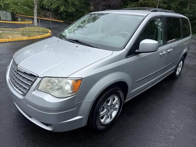 2010 Chrysler Town & Country Touring for sale in Kirkland, WA