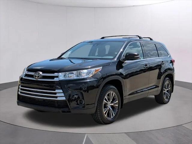 2019 Toyota Highlander LE for sale in McComb, MS